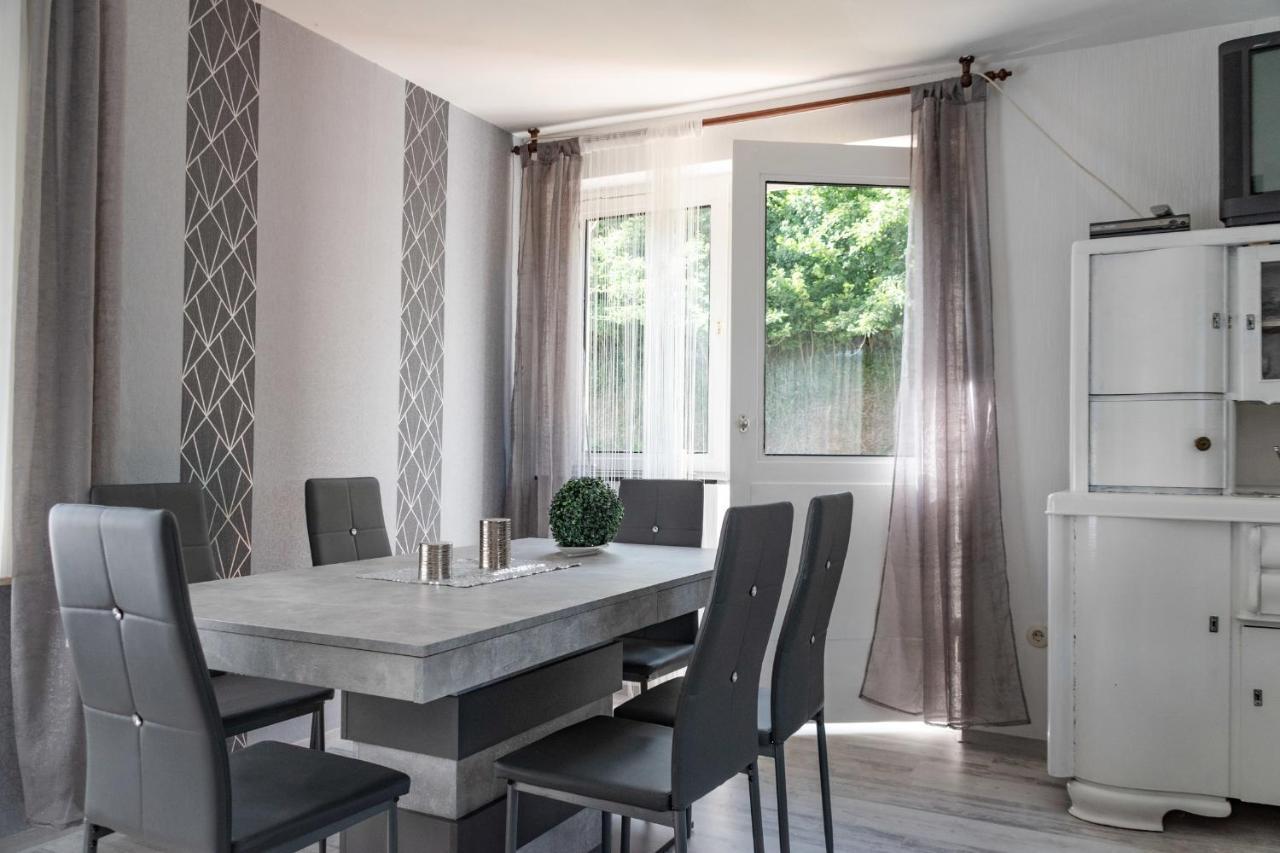 Ferienwohnung Traumblick - A33054 Morschen Exterior photo
